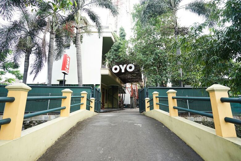 Hotel Oyo 771 Kembang Kuning Residence Syariah