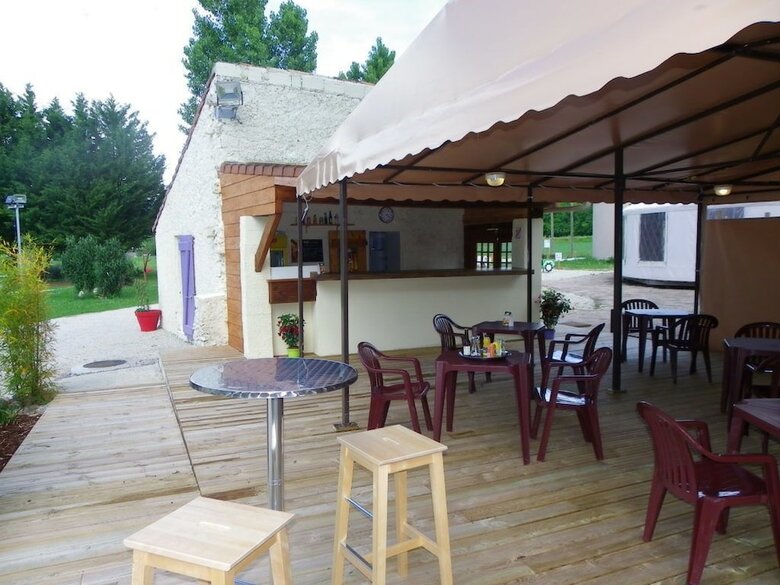 Camping Le Beauvillage - Cabane