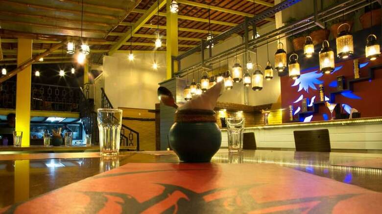 Hotel Arama Suites
