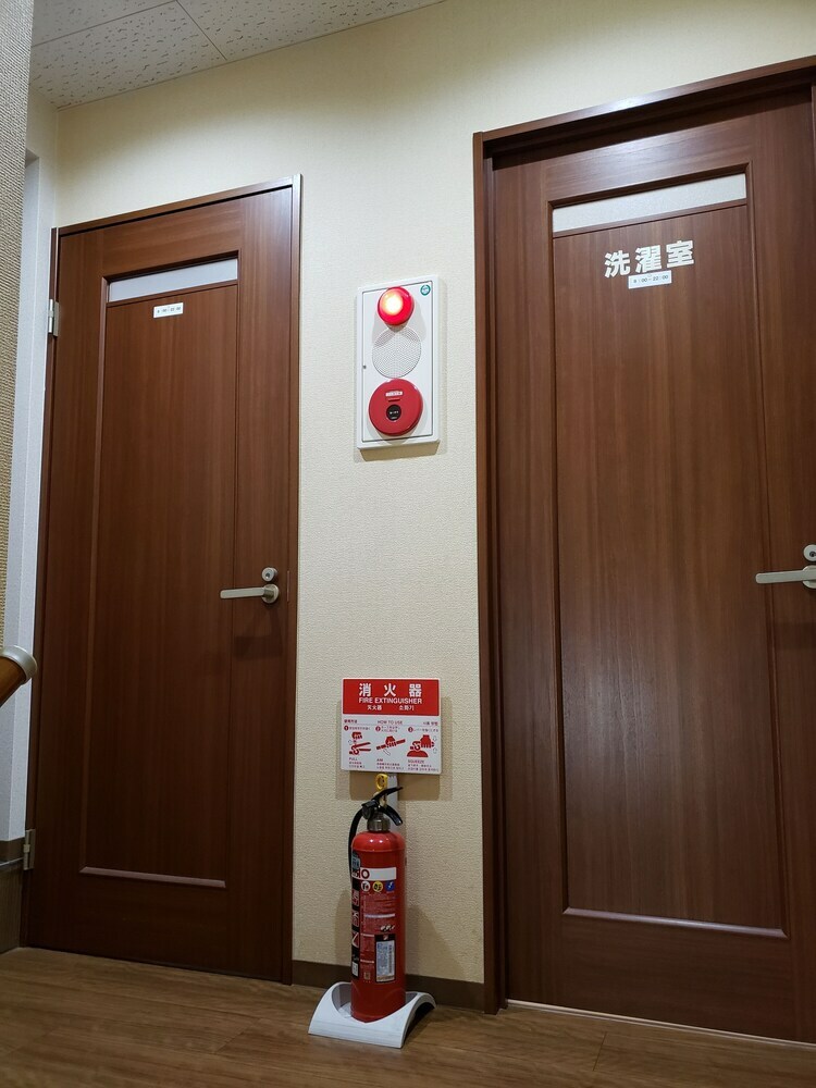 Hostal Yamate Rest House - Hostel, Caters To Men