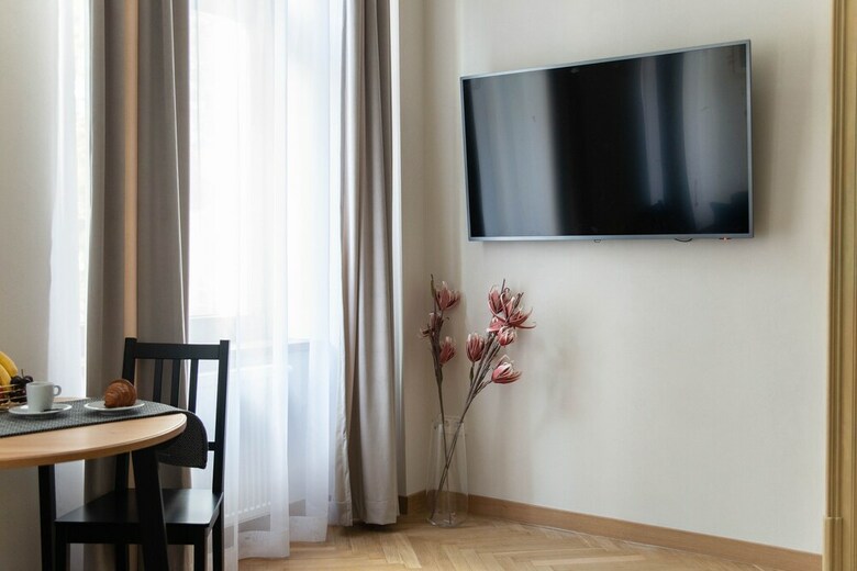 Leo Apartments Residence