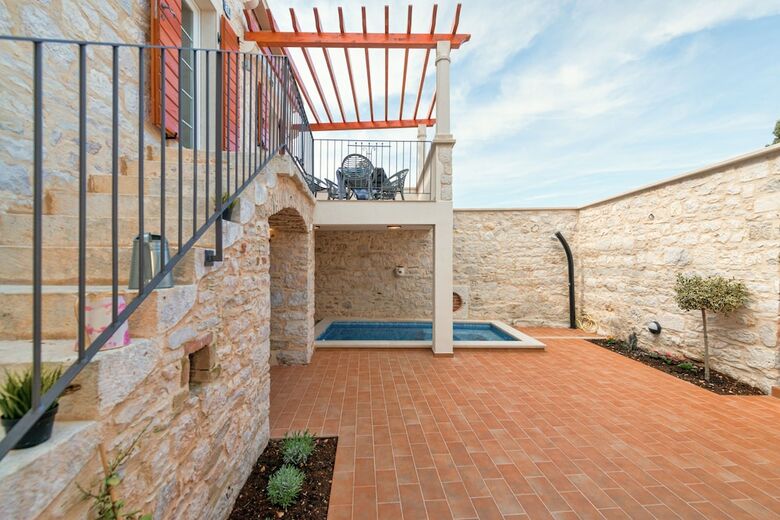 Villa Holiday Home Rocca