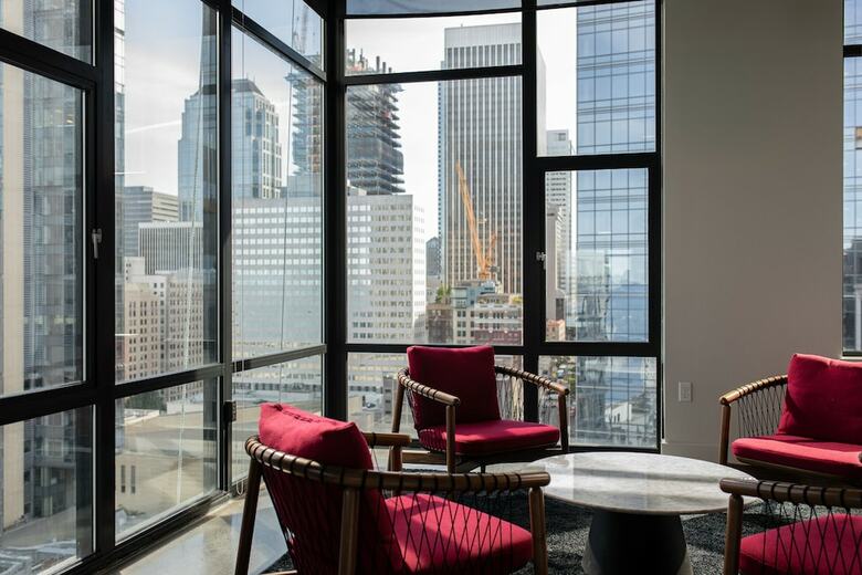 Hotel Domicile Suites At Harbor Steps