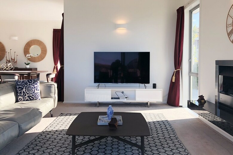 Modern Coastal Home & Award-winning Golf