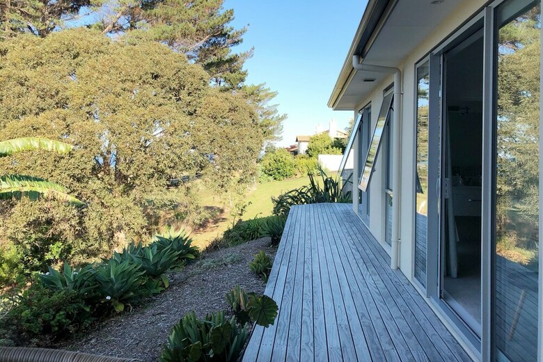 Modern Coastal Home & Award-winning Golf