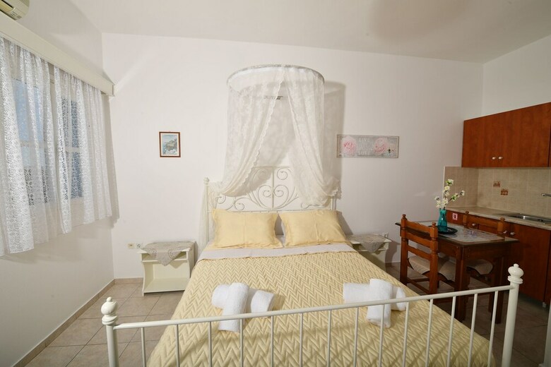 Apartamentos Ancient Thira Hotel