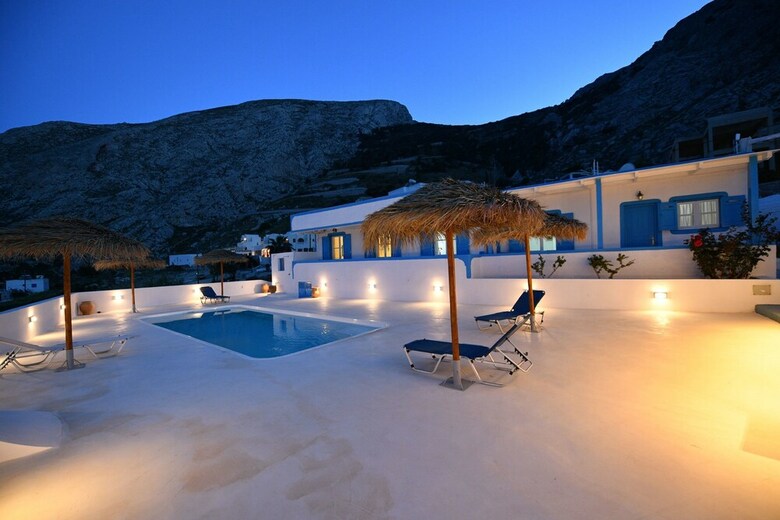 Apartamentos Ancient Thira Hotel