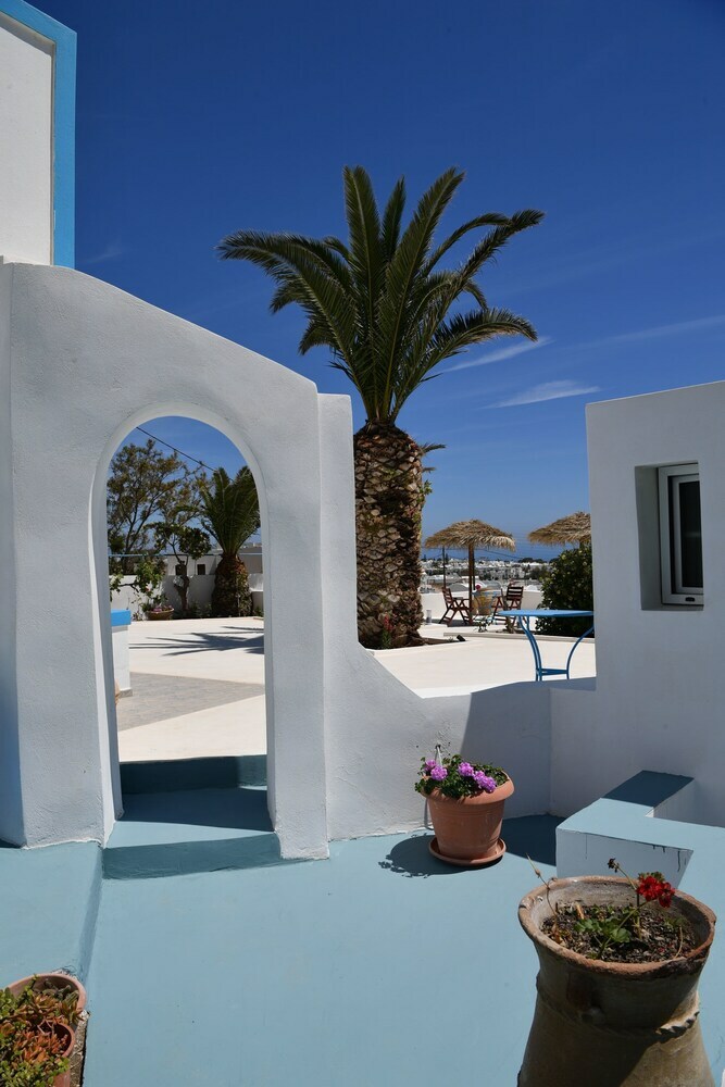 Apartamentos Ancient Thira Hotel
