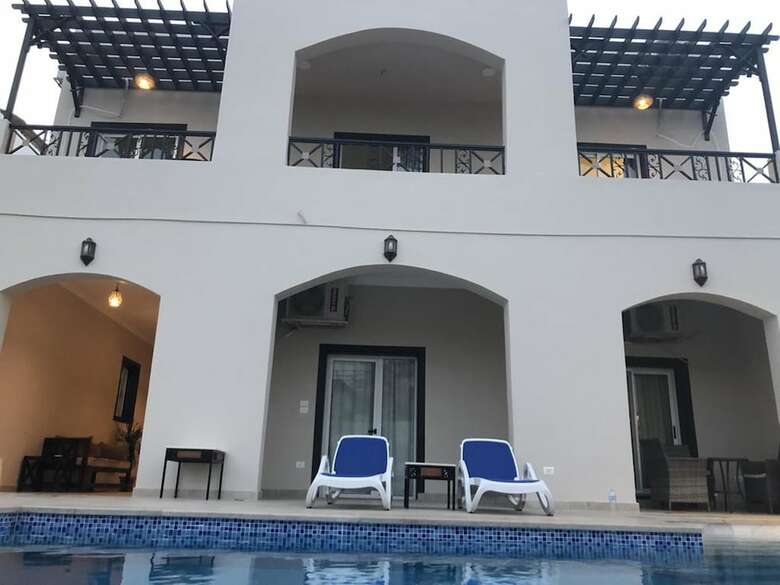 Royal Home Villa Apartment