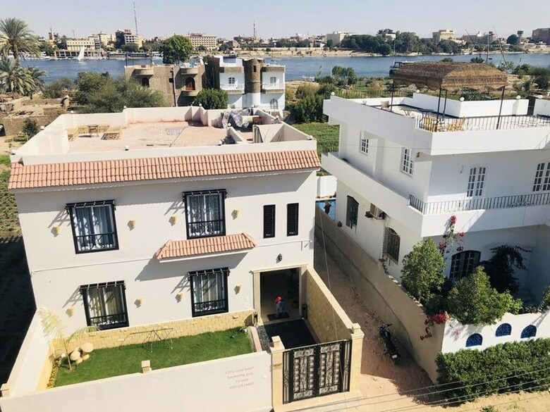 Royal Home Villa Apartment