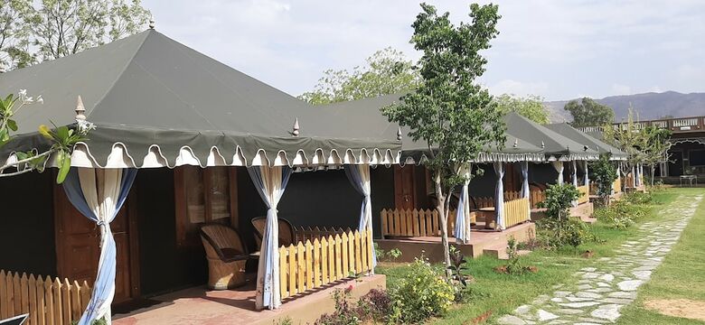 Hotel Pushkar Vela Resort