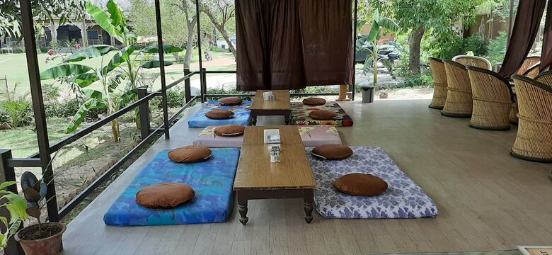 Hotel Pushkar Vela Resort