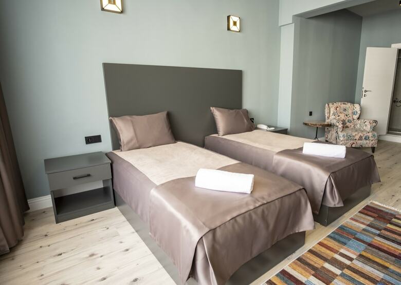 Hotel Atos Otel