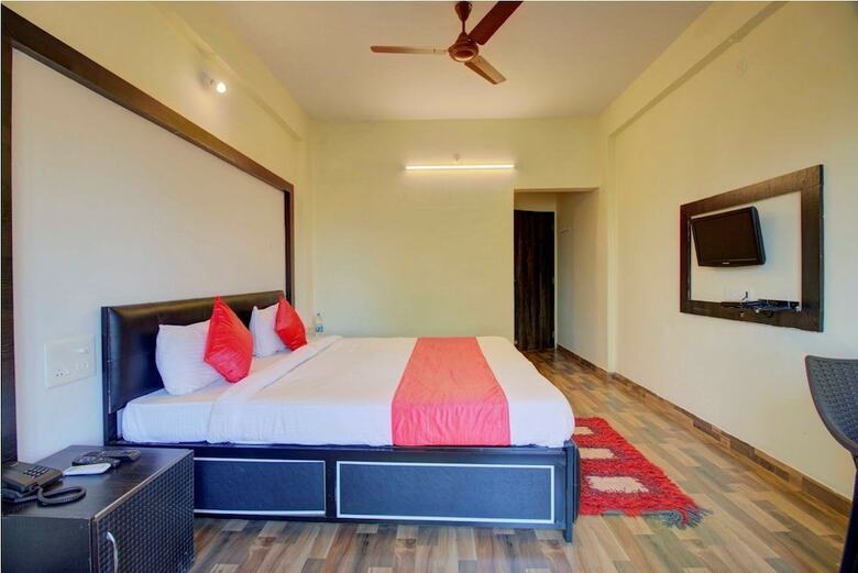 Hotel Paradise Inn