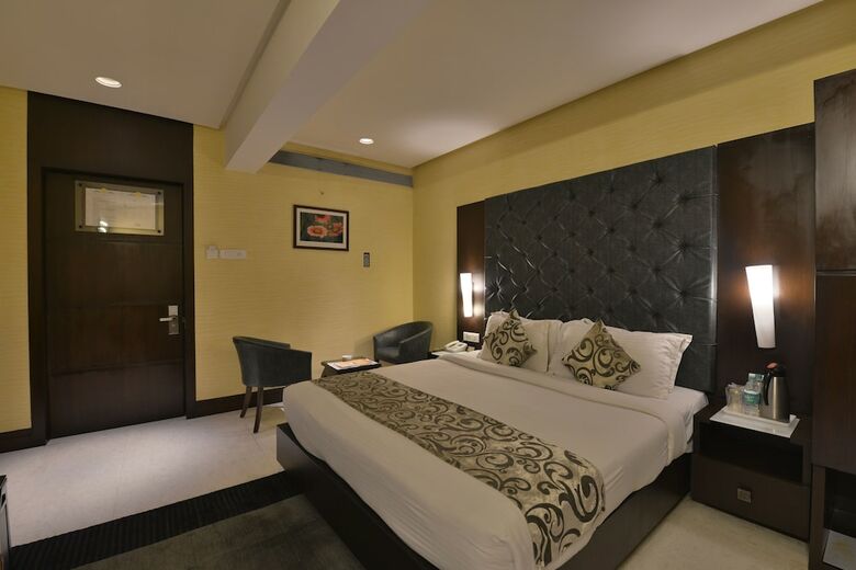 Hotel The Golden Oak