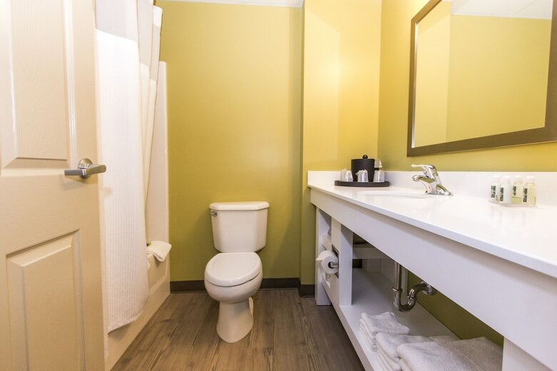 Cedar Point's Express Hotel