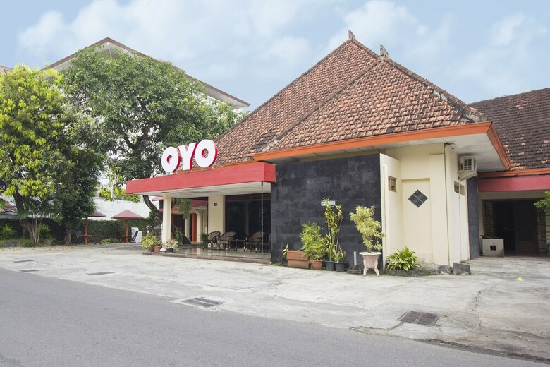 Oyo 524 Makuta Hotel