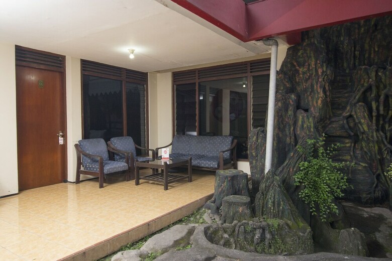 Oyo 524 Makuta Hotel