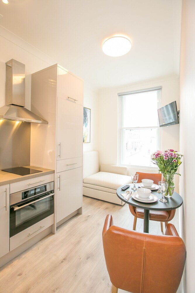 St Stephen's Green District Apartments 2