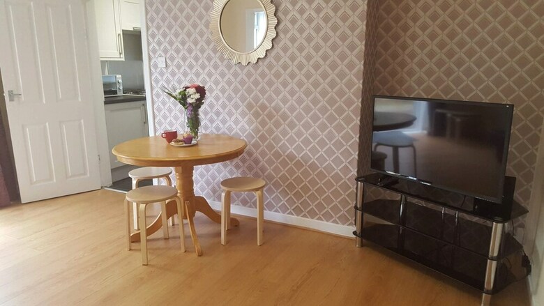 Apartamentos Dragon - Muirdrum House 3 Bedroom Home