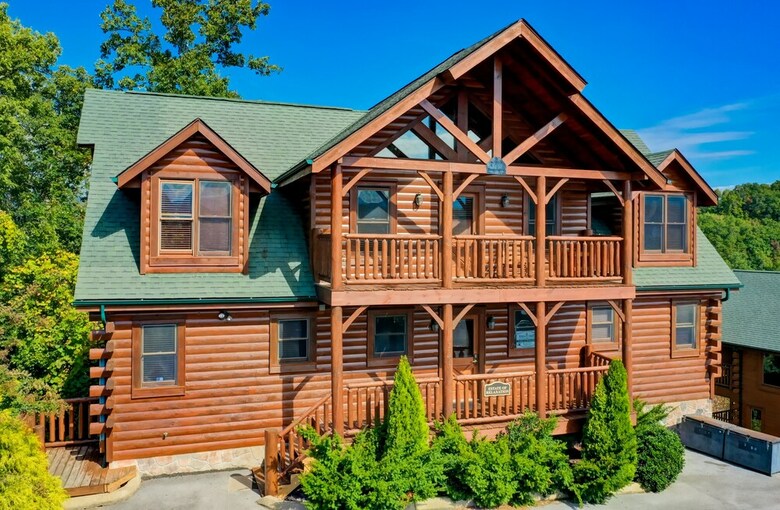 Estate Of Relaxation - Nine Bedroom Cabin