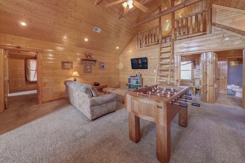 Estate Of Relaxation - Nine Bedroom Cabin
