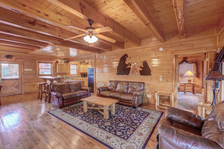 Estate Of Relaxation - Nine Bedroom Cabin