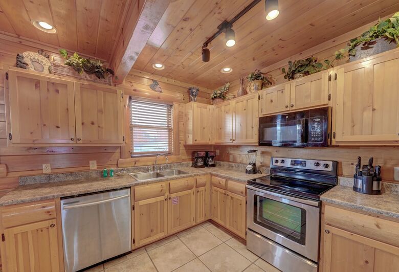 Estate Of Relaxation - Nine Bedroom Cabin