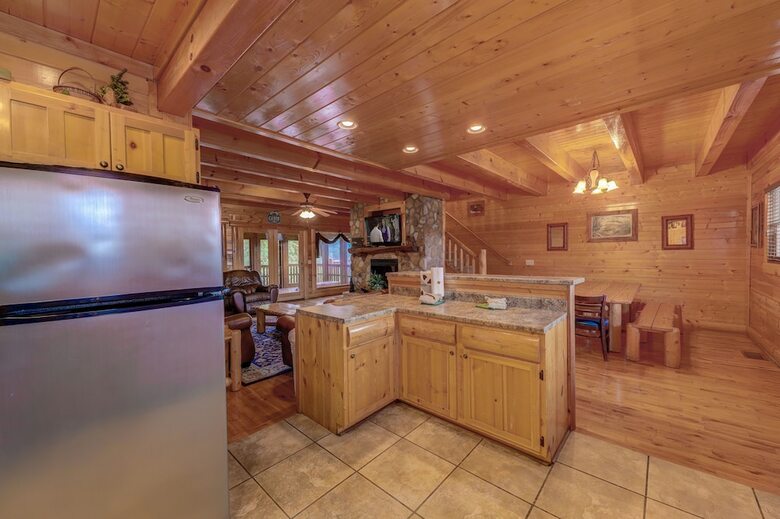 Estate Of Relaxation - Nine Bedroom Cabin