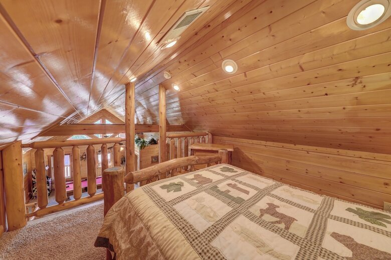 Estate Of Relaxation - Nine Bedroom Cabin