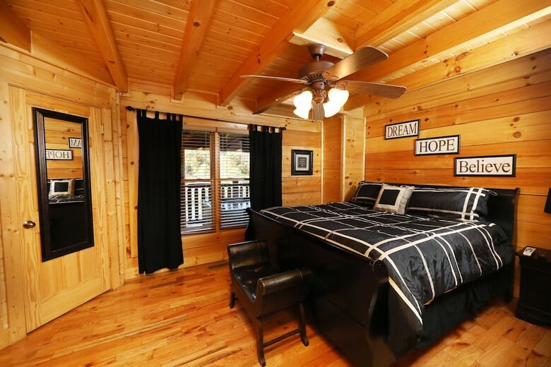 Blessed Nest - Four Bedroom Cabin