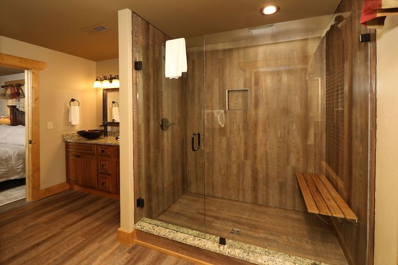 Splash Time Cinema - Six Bedroom Chalet