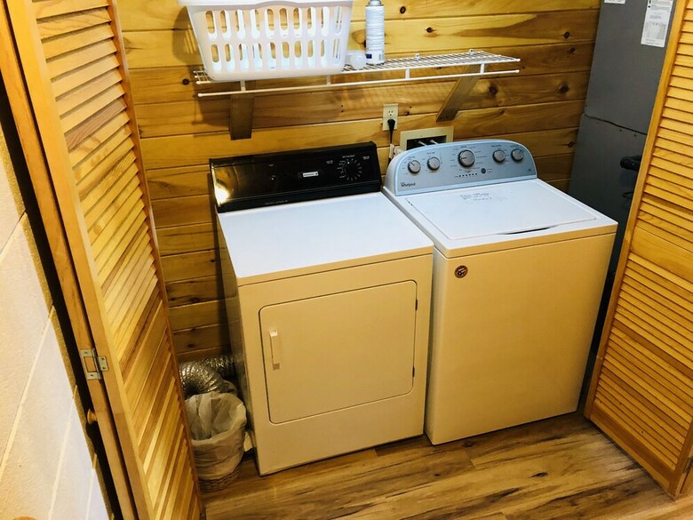 Kickin Back Jack - Three Bedroom Cabin