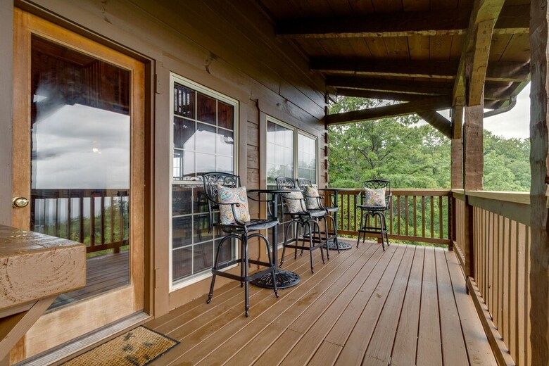 Kickin Back Jack - Three Bedroom Cabin