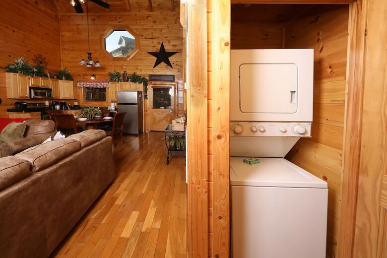 Amazing Grace - Two Bedroom Cabin