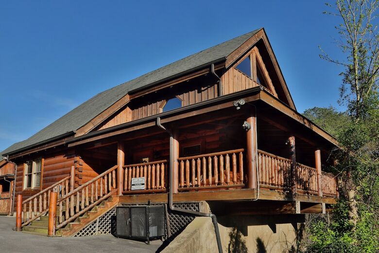 Amazing Grace - Two Bedroom Cabin