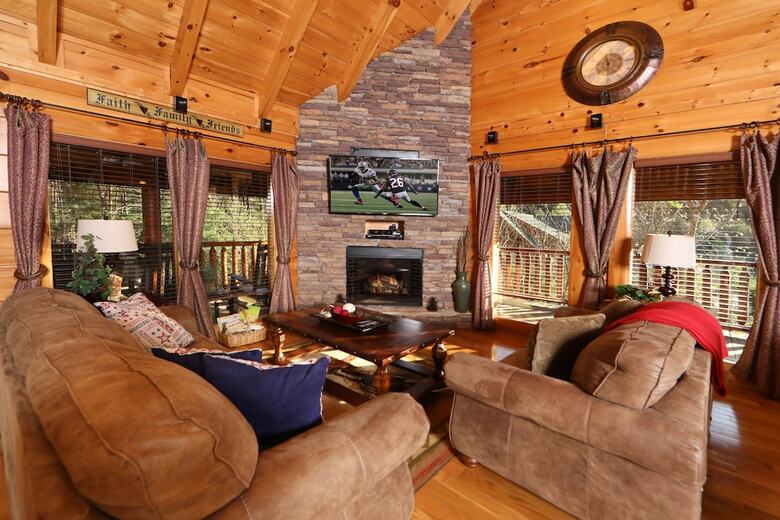 Amazing Grace - Two Bedroom Cabin