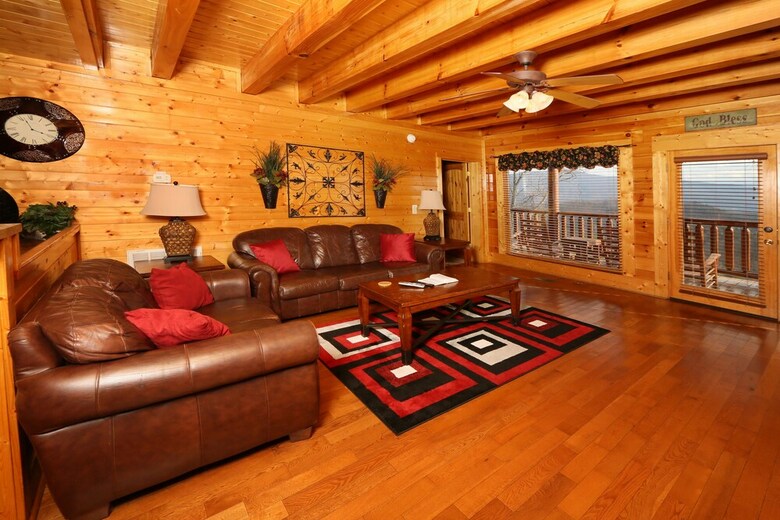 Wavyleaf Retreat - Four Bedroom Cabin