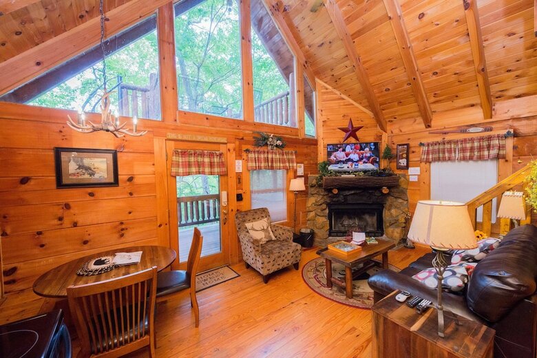 Secluded Escape - One Bedroom Cabin