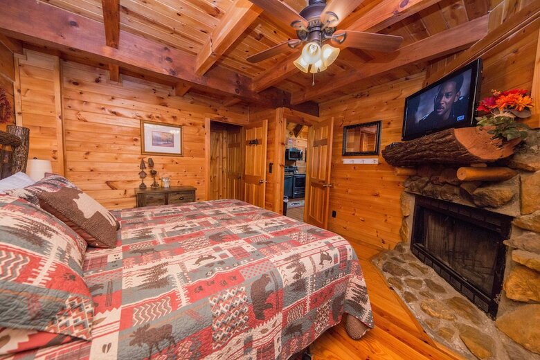 Secluded Escape - One Bedroom Cabin