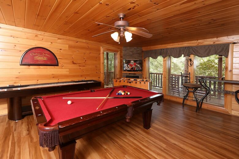 Mayberry - Three Bedroom Cabin