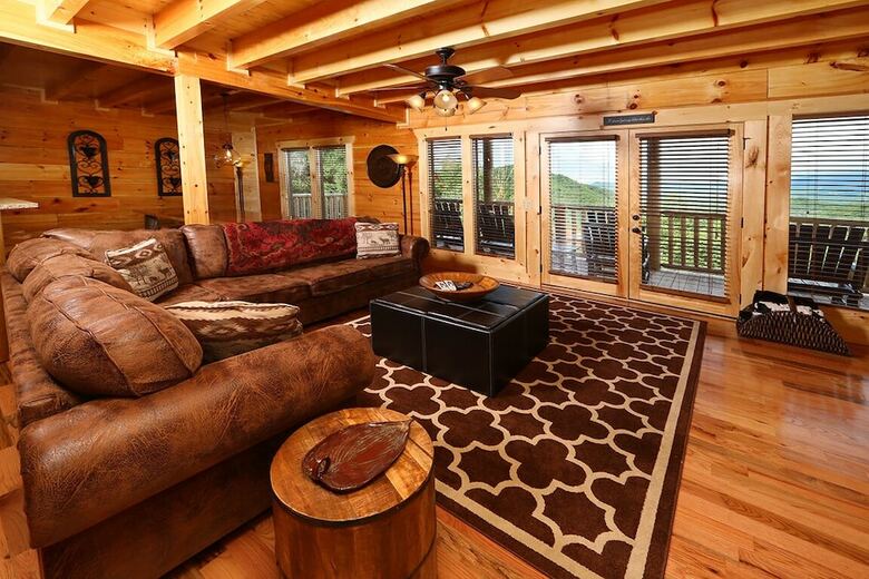 Picture Perfect- Seven Bedroom Cabin