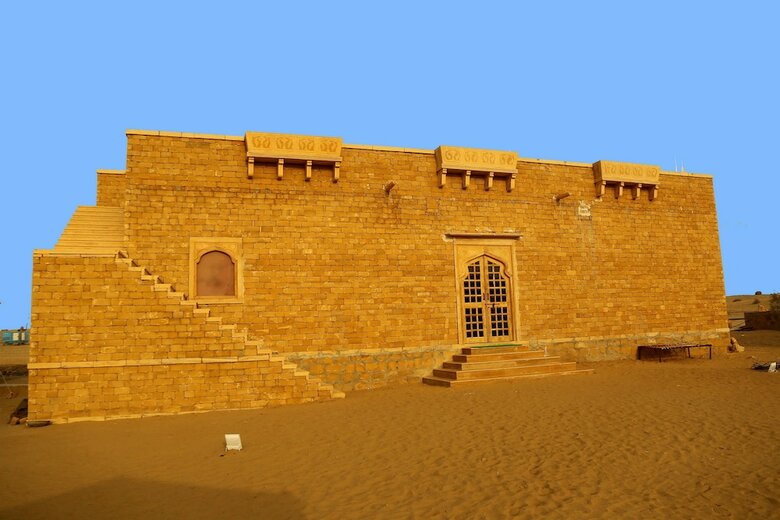 Exotic Luxury Camps