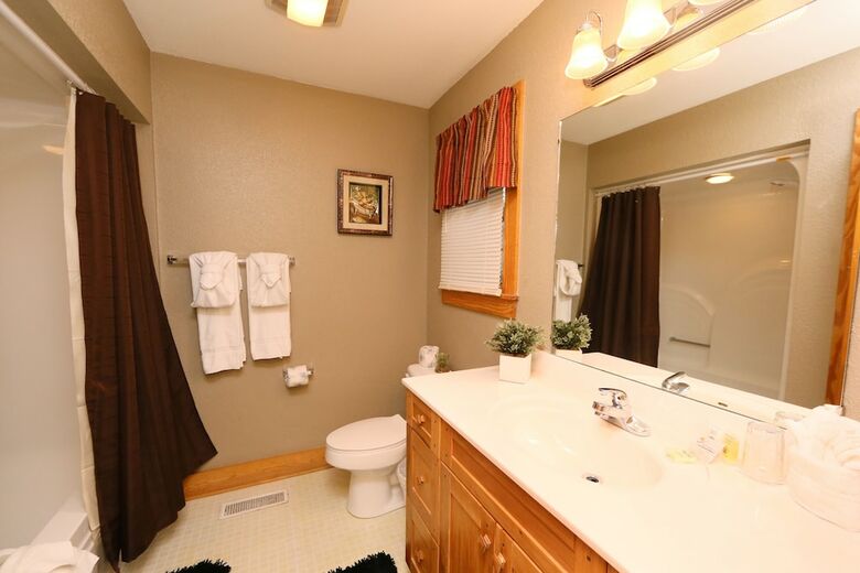 Pinnacle View 7c - Three Bedroom Chalet