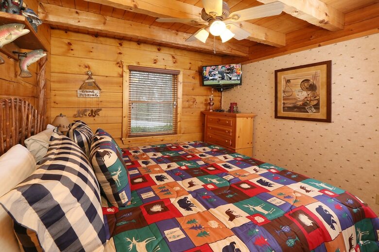 Tennessee Overlook - Two Bedroom Cabin