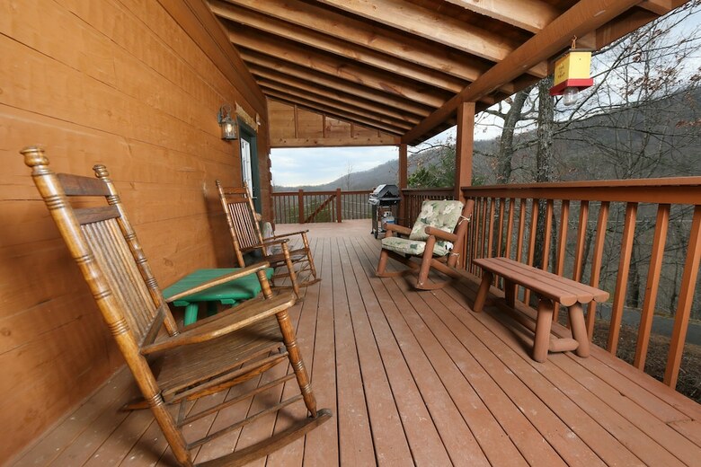 Tennessee Overlook - Two Bedroom Cabin