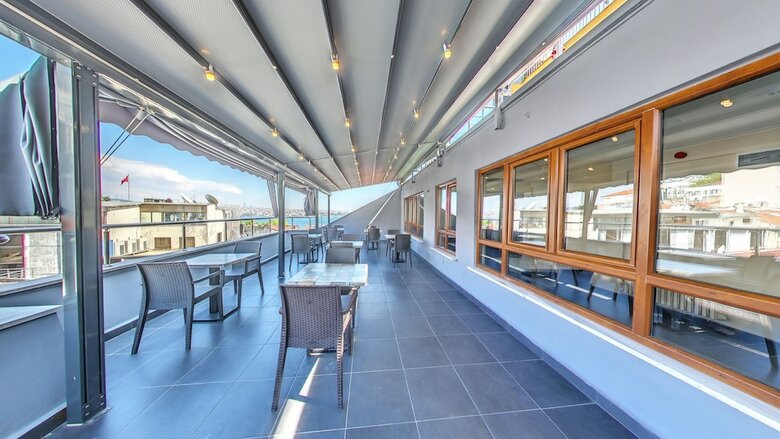 Hotel Cihangir Palace