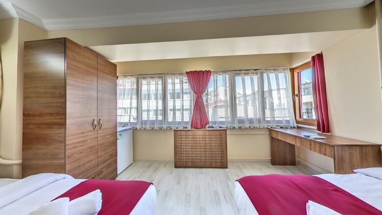 Hotel Cihangir Palace