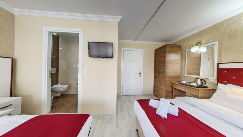 Hotel Cihangir Palace