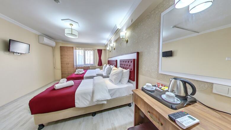 Hotel Cihangir Palace